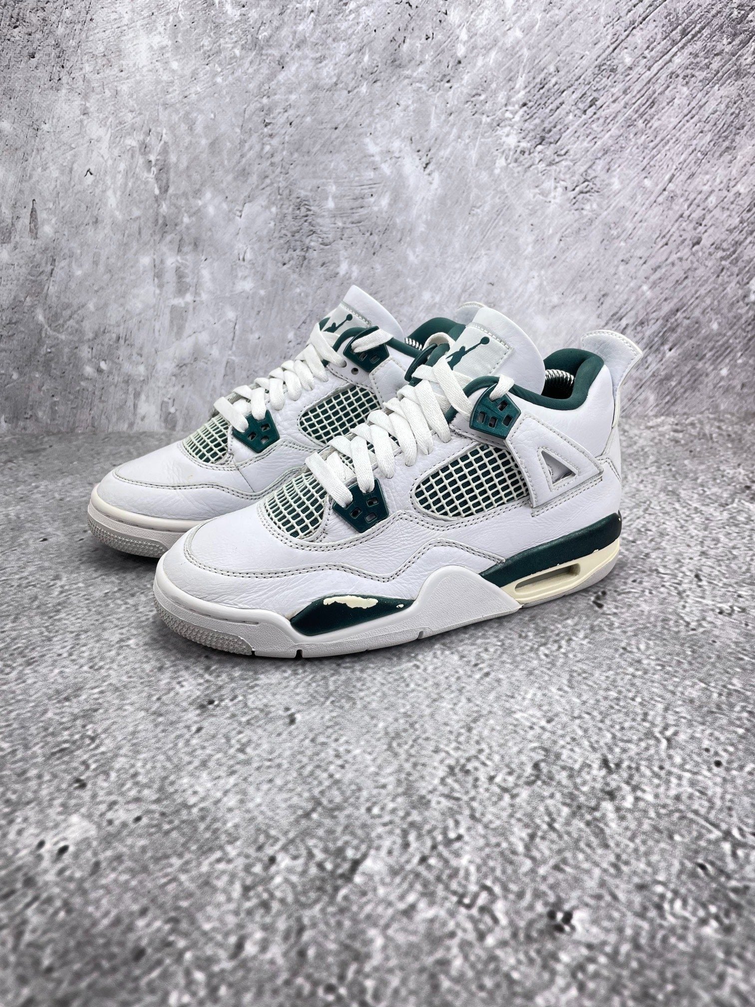 Nike Air Jordan 4 Retro Oxidized Green — buty sportowe damskie w bardzo dobrym stanie rozmiar 37.5, zapiętki butów