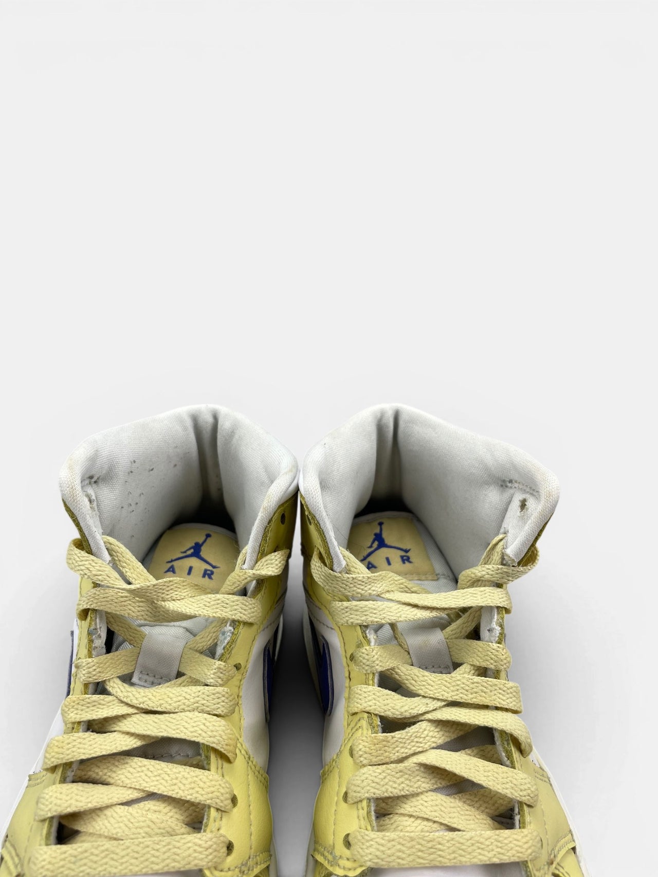 Nike Air Jordan 1 Mid Lemon Wash — buty sportowe damskie w bardzo dobrym stanie rozmiar 36.5, zapiętki butów