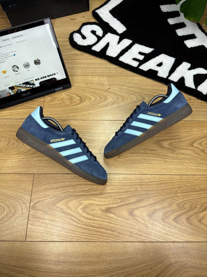 Adidas Spezial (43 1/3)