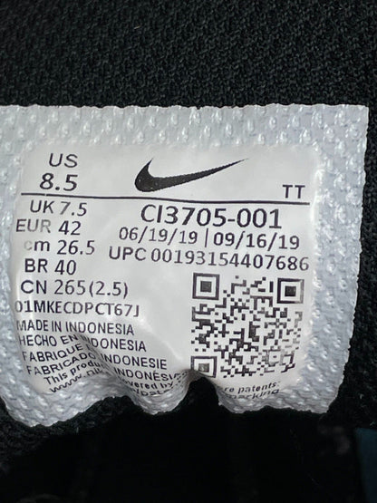 Nike Air Max 95 Essential Triple Black — buty sportowe męskie w bardzo dobrym stanie rozmiar 42, widok z tyłu
