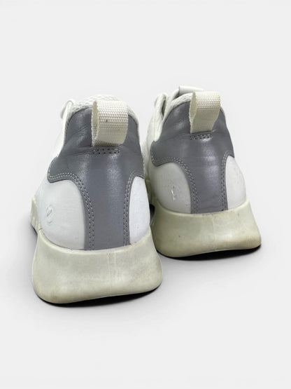 Ecco Leather Sneakers — buty sportowe męskie w bardzo dobrym stanie rozmiar 41, widok z tyłu