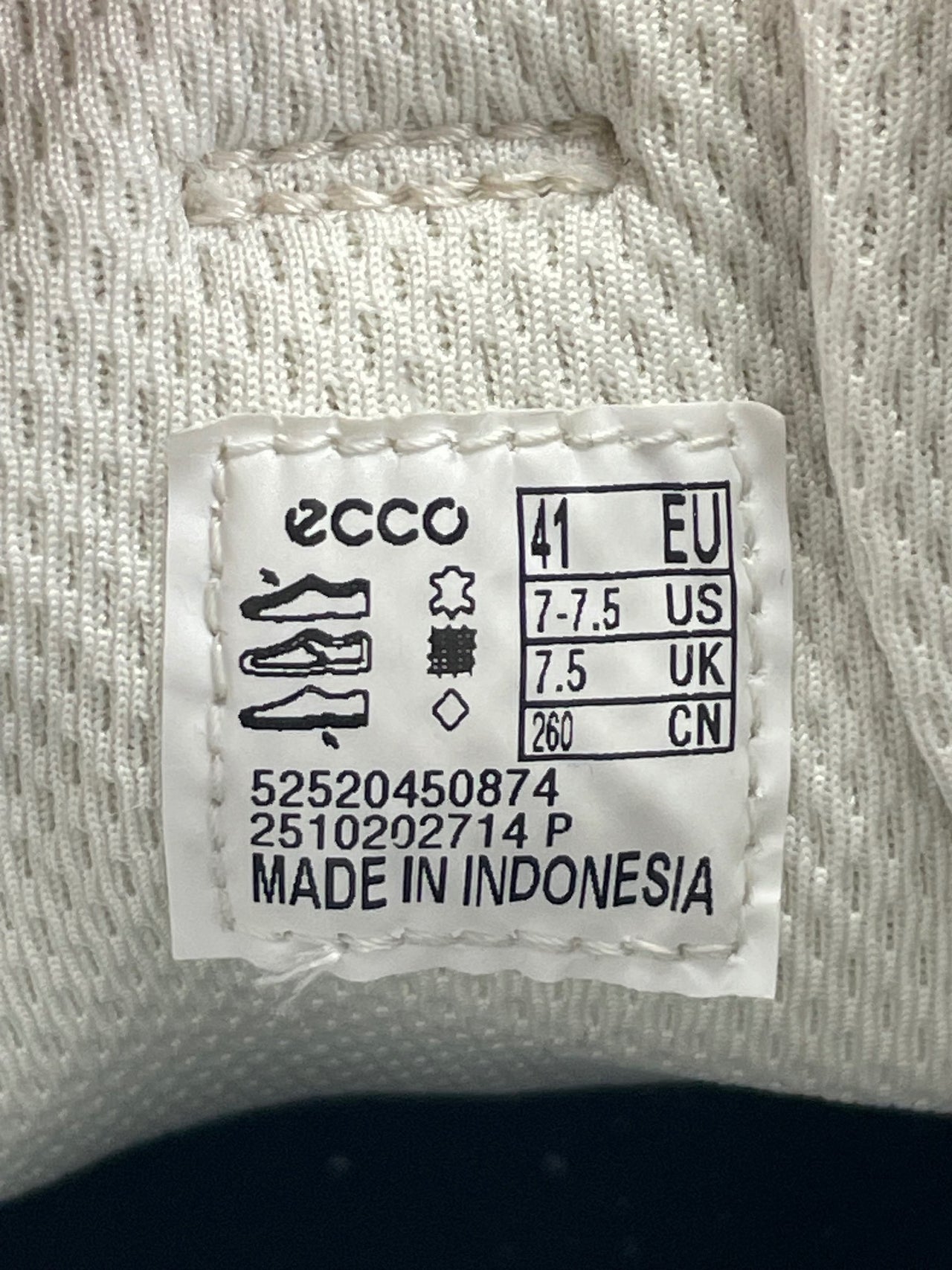 Ecco Leather Sneakers — buty sportowe męskie w bardzo dobrym stanie rozmiar 41, opcjonalne zdjęcie 2