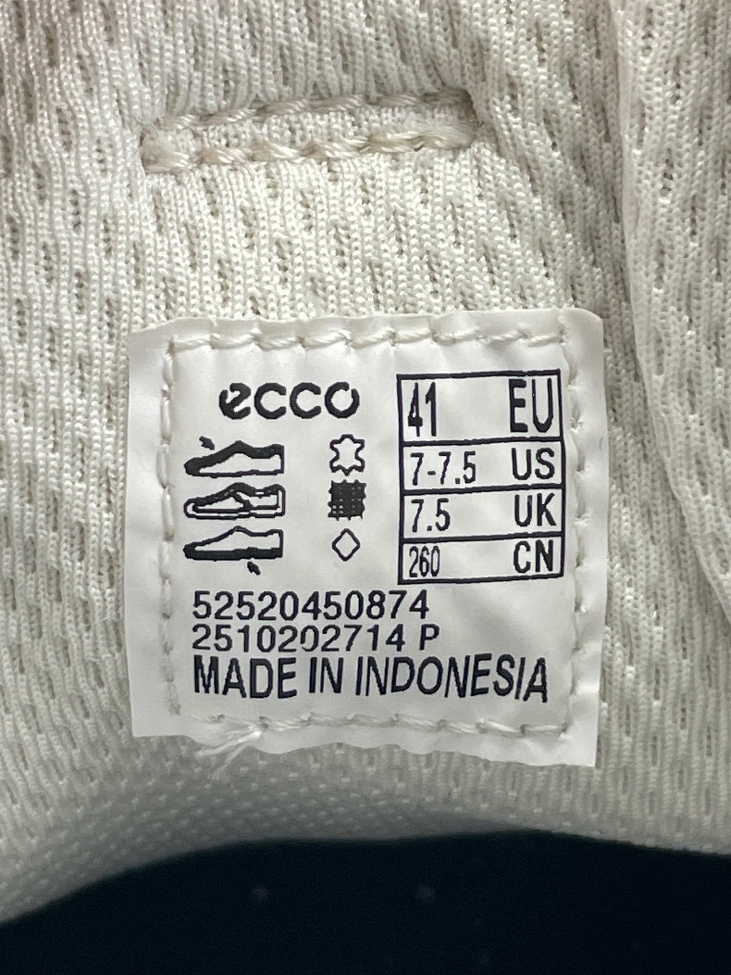 Ecco Leather Sneakers — buty sportowe męskie w bardzo dobrym stanie rozmiar 41, opcjonalne zdjęcie 2