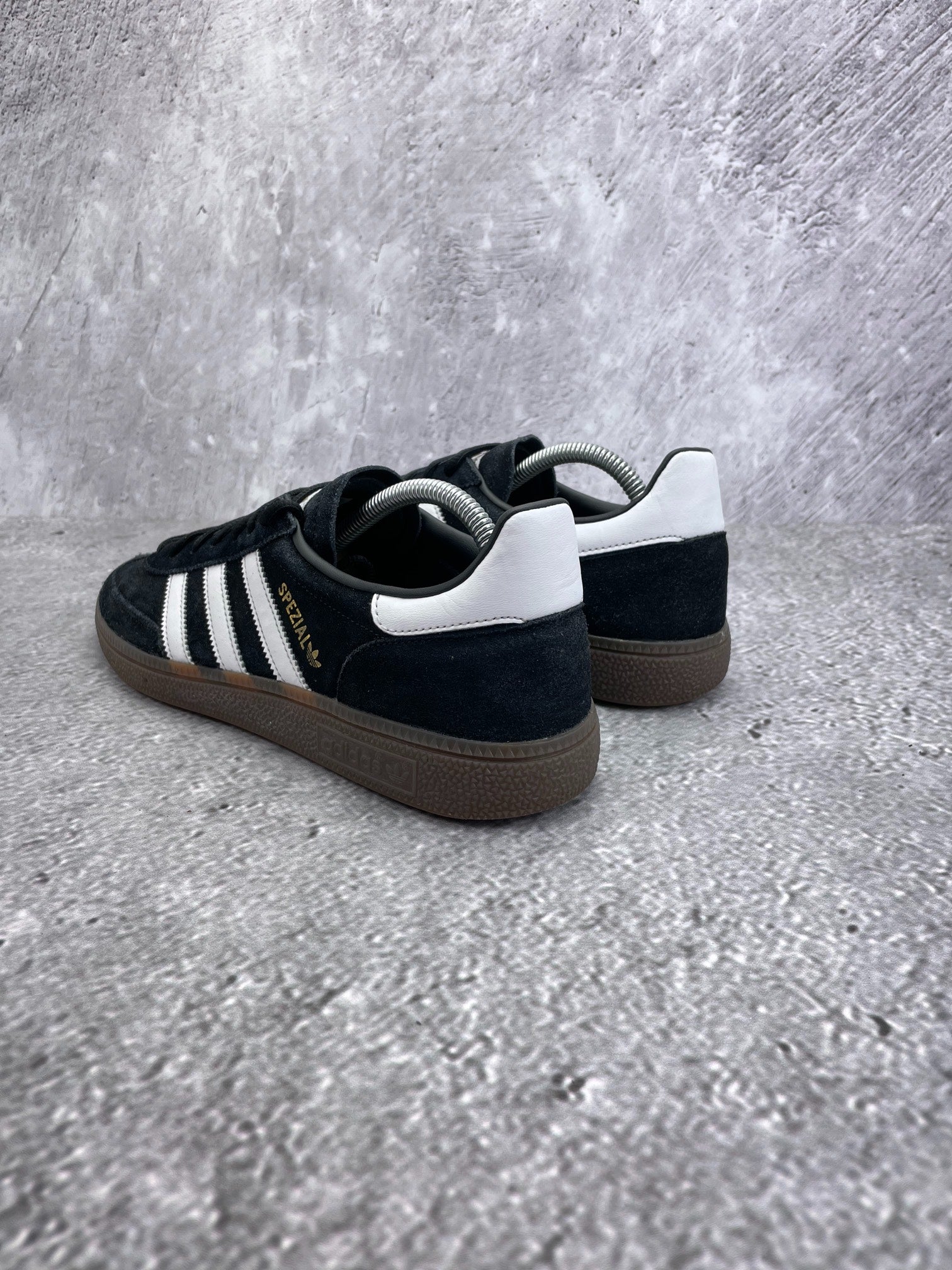 Adidas Spezial (43 1/3) - sneakilystore