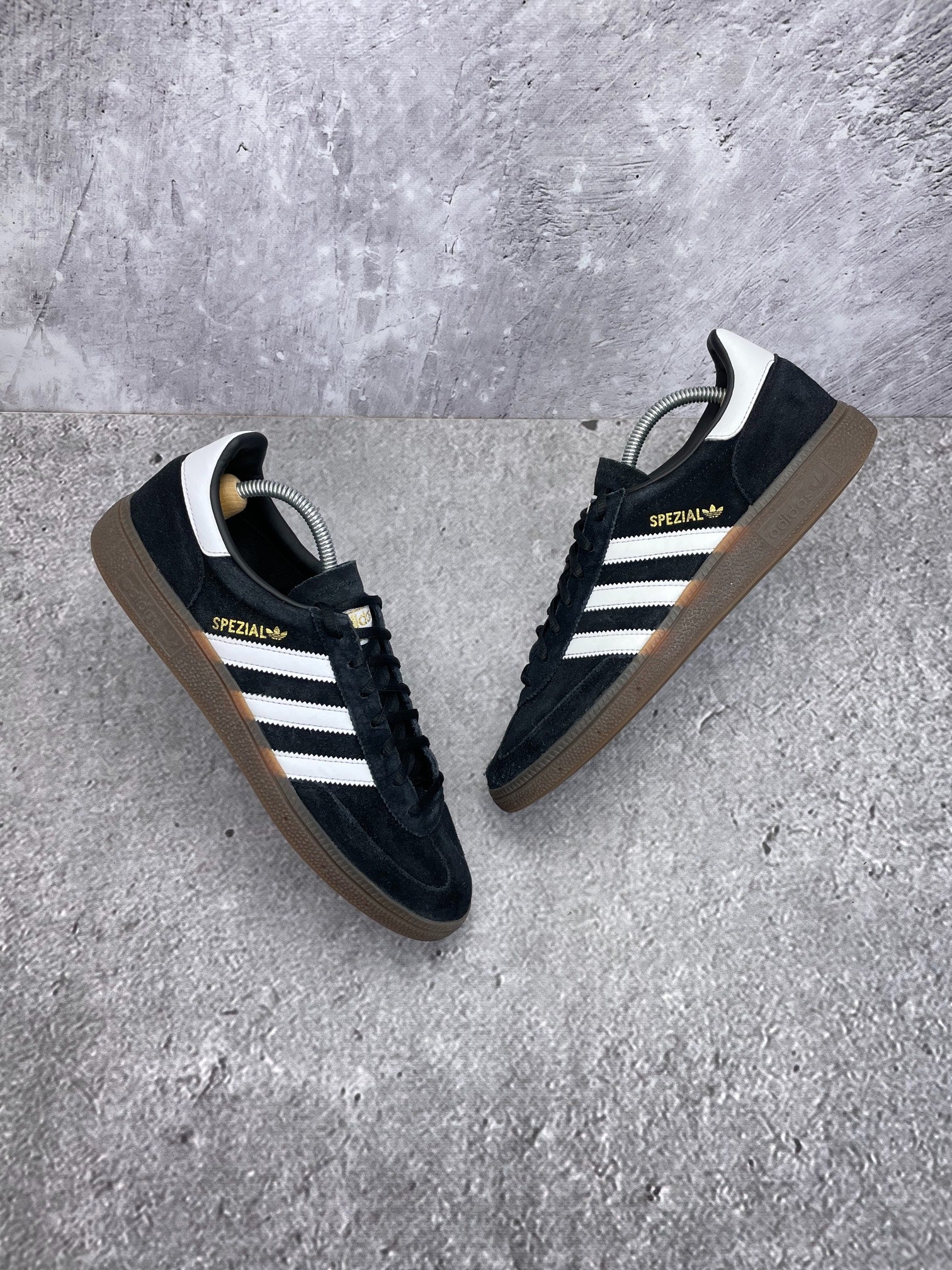Adidas Spezial (43 1/3) - sneakilystore