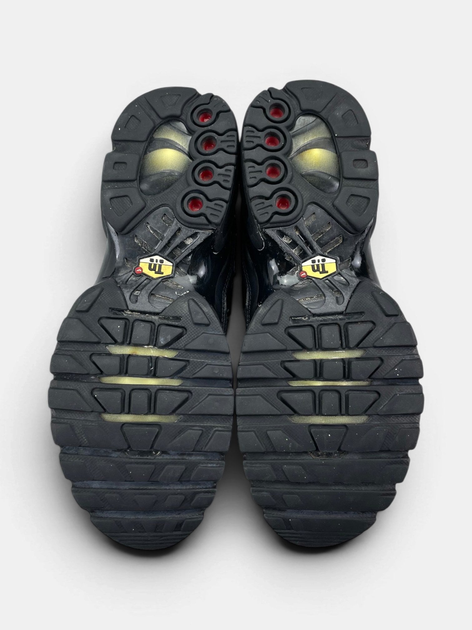 Nike Air Max Plus (TN) Triple Black — buty sportowe damskie w bardzo dobrym stanie rozmiar 37.5, podeszwa