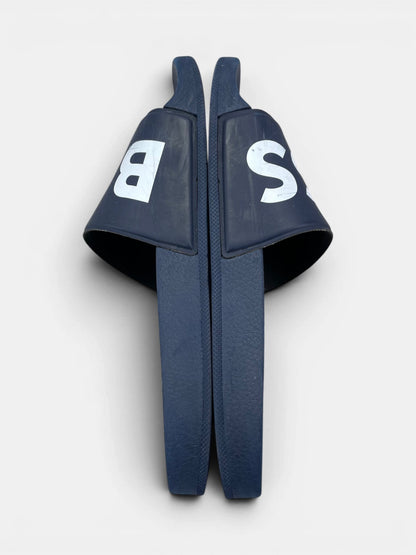 Hugo Boss Boss Slippers — buty sportowe męskie w bardzo dobrym stanie rozmiar 42, widok z góry na zewnętrzną stronę butów
