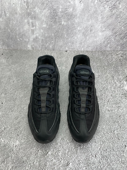 Nike Air Max 95 (42.5) - sneakilystore