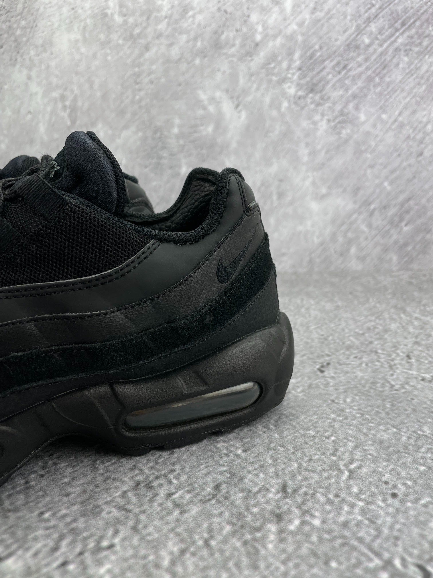 Nike Air Max 95 (42.5) - sneakilystore