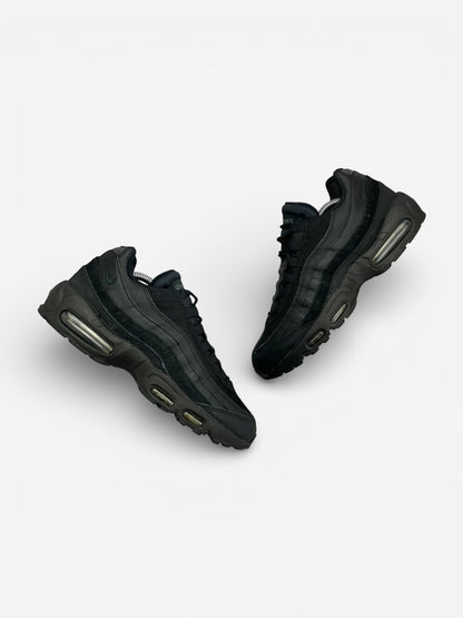 Nike Air Max 95 (42.5) - sneakilystore