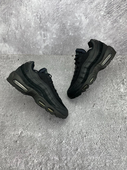 Nike Air Max 95 (42.5) - sneakilystore