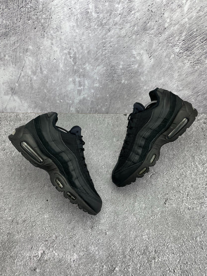 Nike Air Max 95 (42.5) - sneakilystore