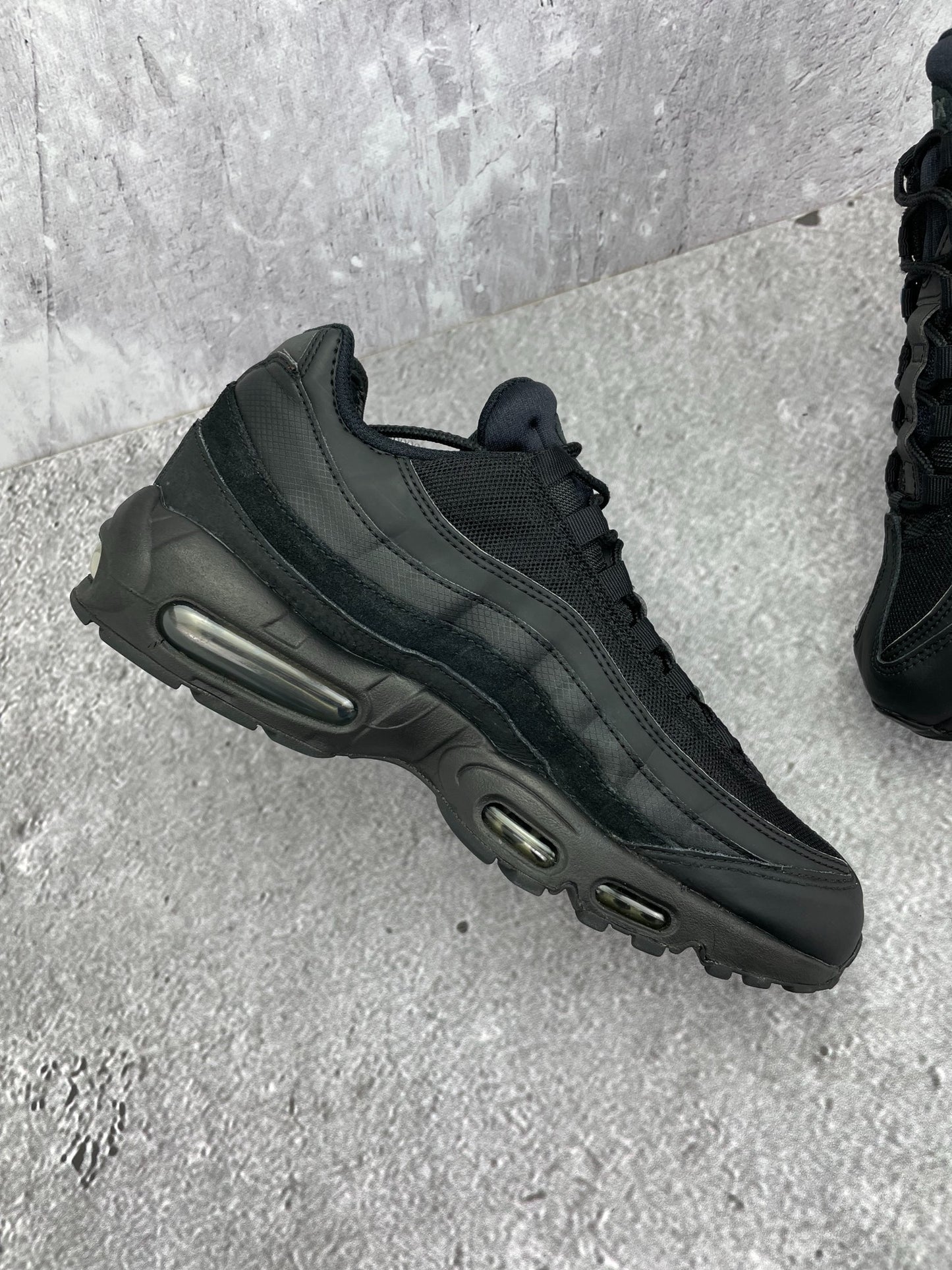 Nike Air Max 95 (42.5) - sneakilystore