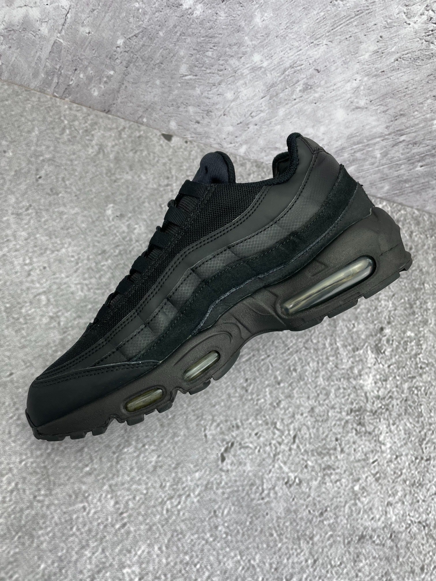 Nike Air Max 95 (42.5) - sneakilystore