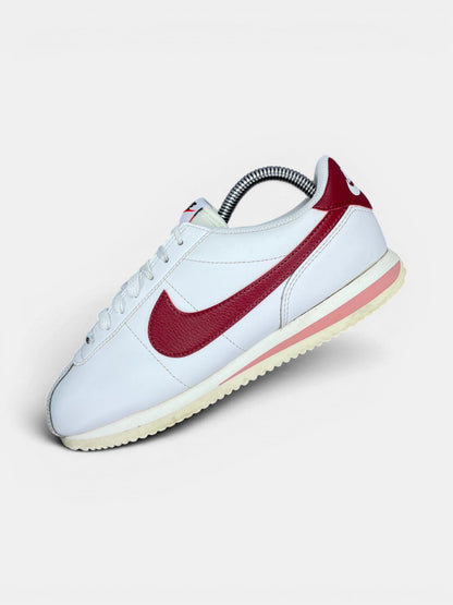 Nike Cortez Cedar — buty sportowe damskie w bardzo dobrym stanie rozmiar 38.5, widok z góry na wewnętrzną stronę butów