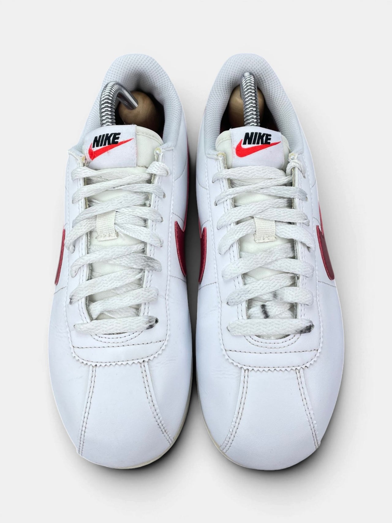 Nike Cortez Cedar — buty sportowe damskie w bardzo dobrym stanie rozmiar 38.5, widok z góry