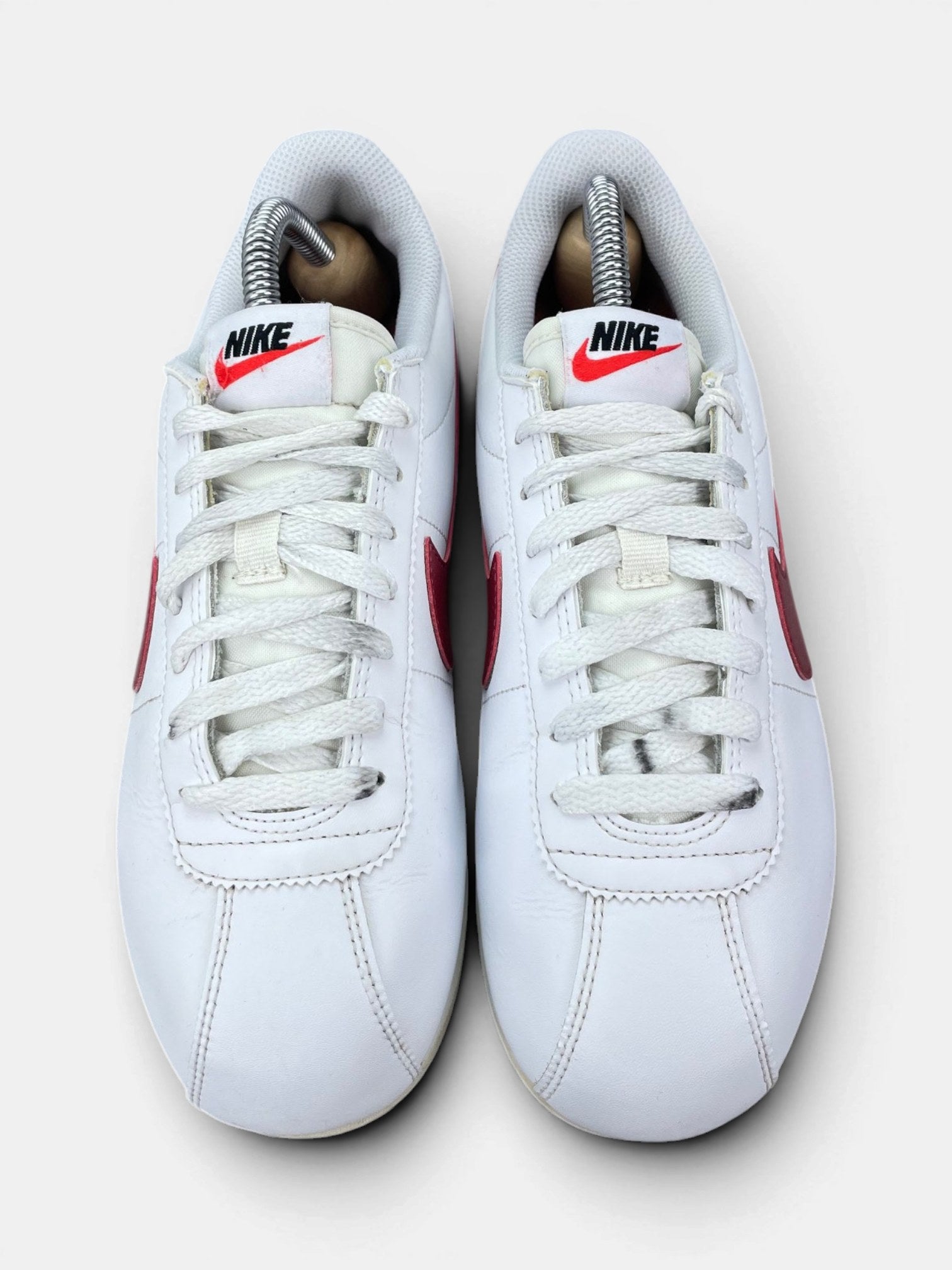 Nike Cortez Cedar — buty sportowe damskie w bardzo dobrym stanie rozmiar 38.5, widok z góry