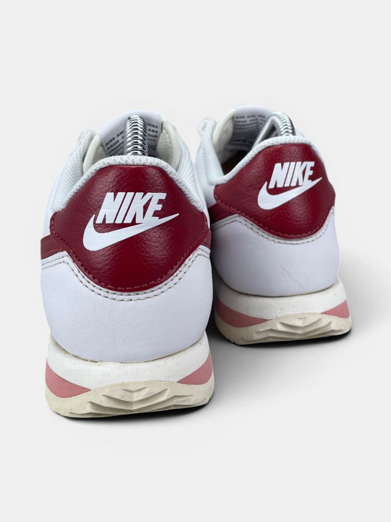 Nike Cortez Cedar — buty sportowe damskie w bardzo dobrym stanie rozmiar 38.5, widok z tyłu