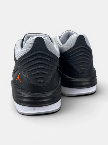Nike Air Jordan Max Aura 5 — buty sportowe damskie w bardzo dobrym stanie rozmiar 38, widok z góry