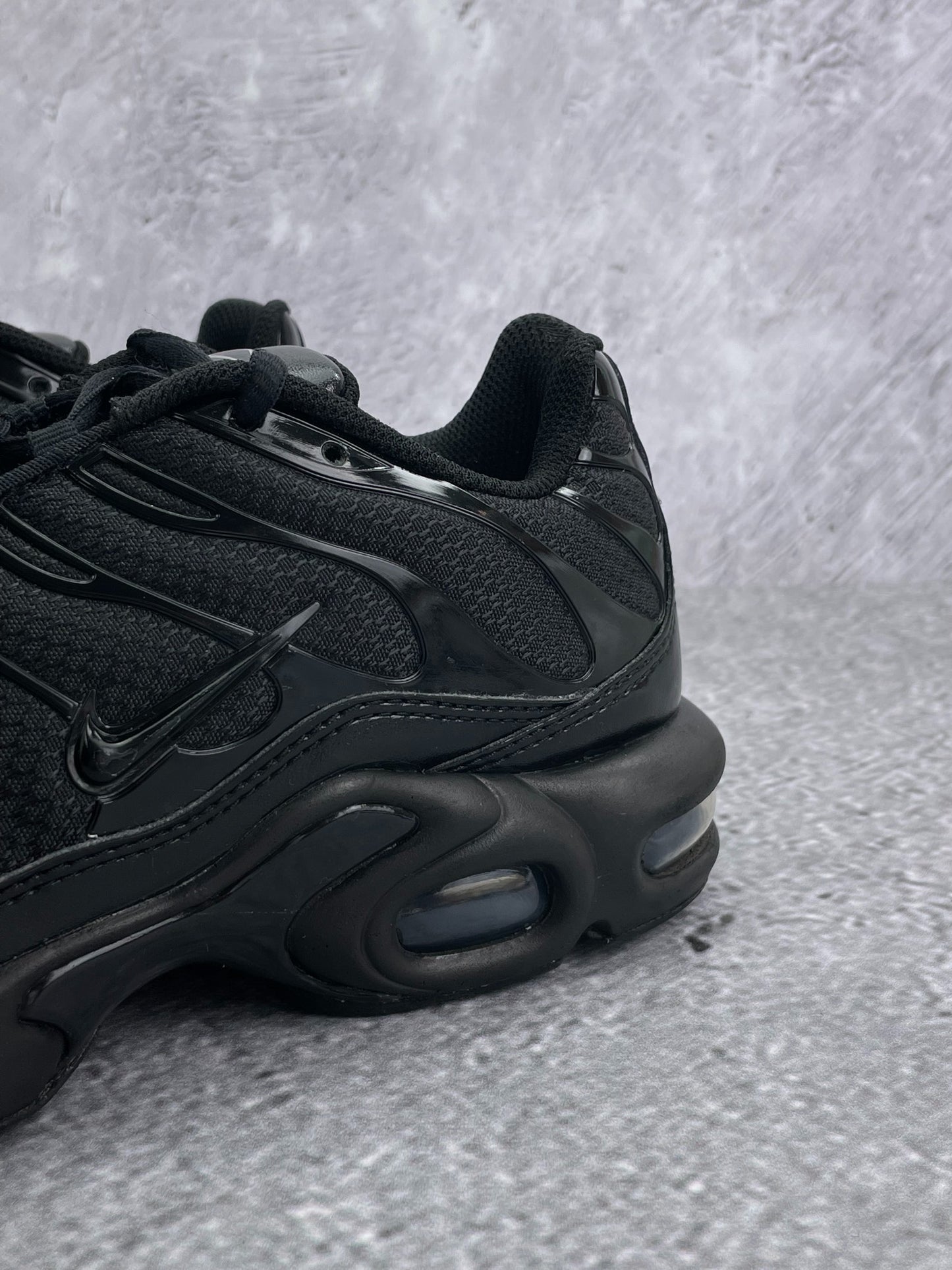 Nike Air Max Plus (41) - sneakilystore