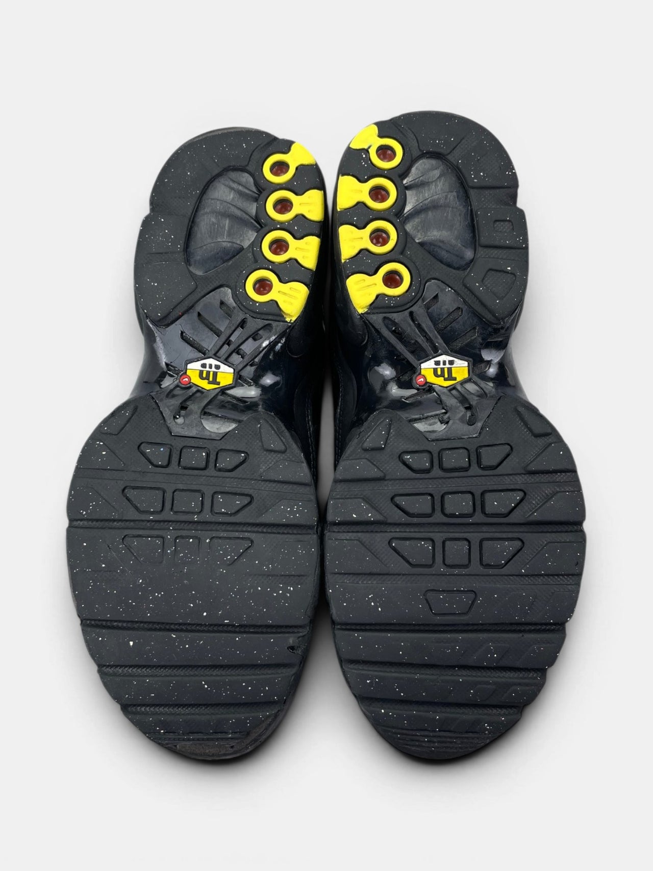 Nike Air Max Plus (TN) Triple Black — buty sportowe damskie w bardzo dobrym stanie rozmiar 36, podeszwa