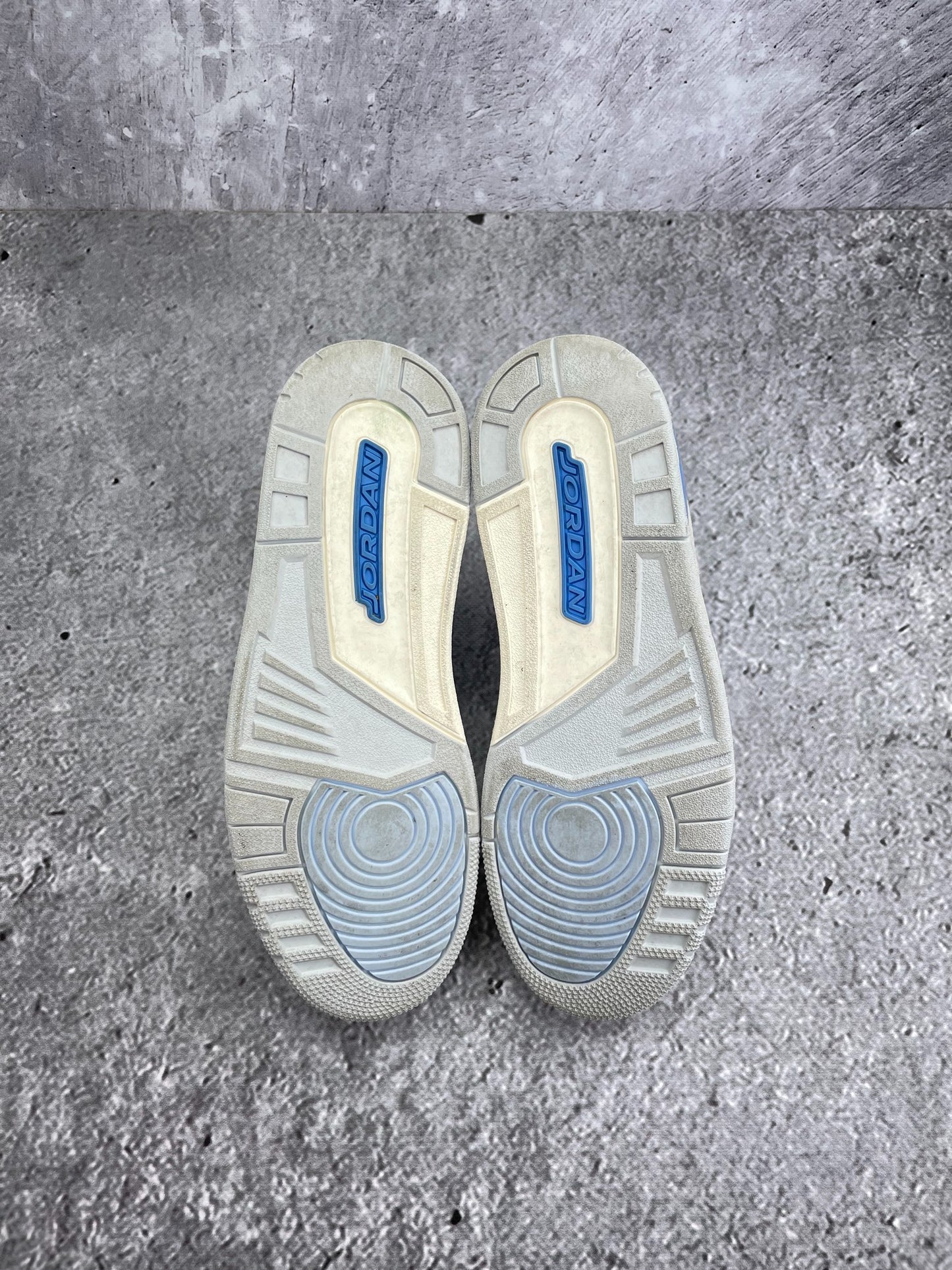 Nike Air Jordan 3 Retro (45) - sneakilystore
