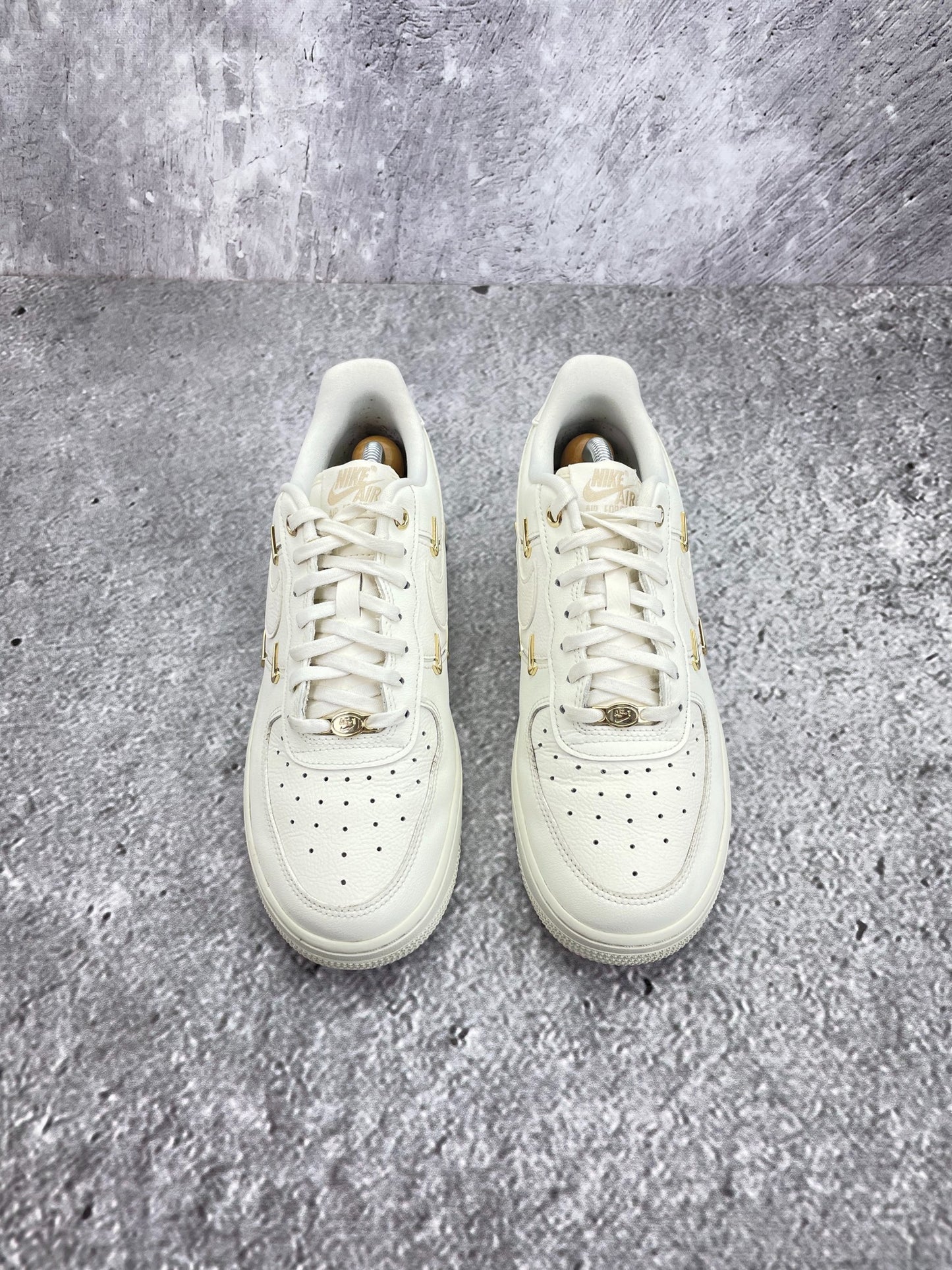 Nike Air Force 1 Low (39) - sneakilystore