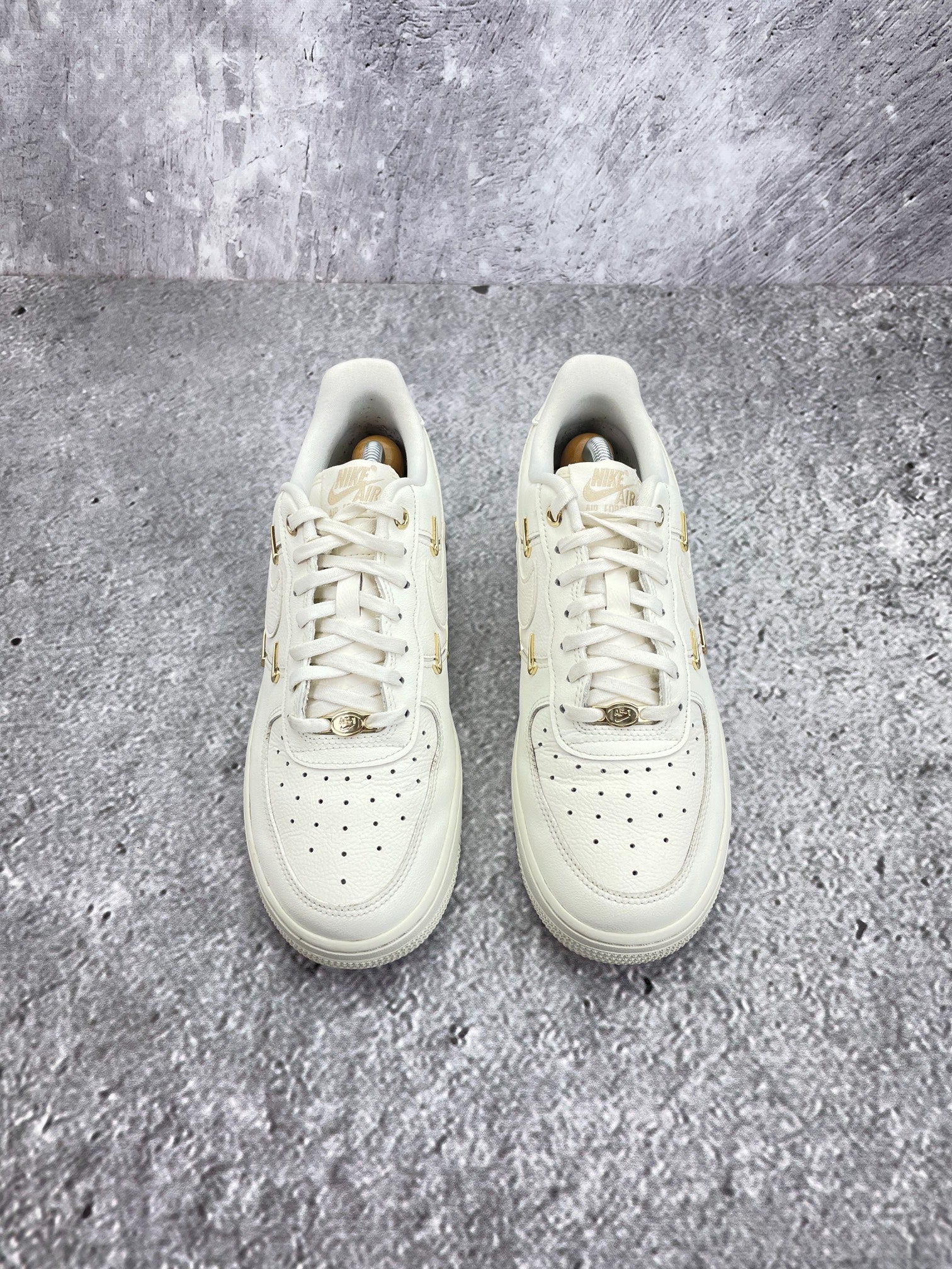 Nike Air Force 1 Low (39) - sneakilystore