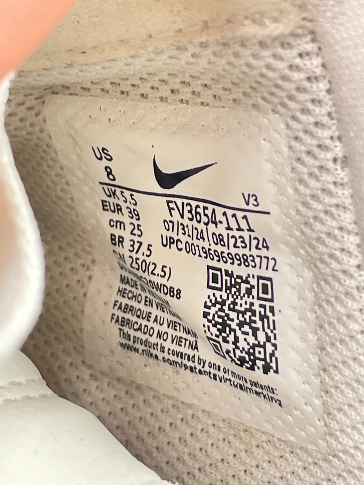 Nike Air Force 1 Low (39) - sneakilystore
