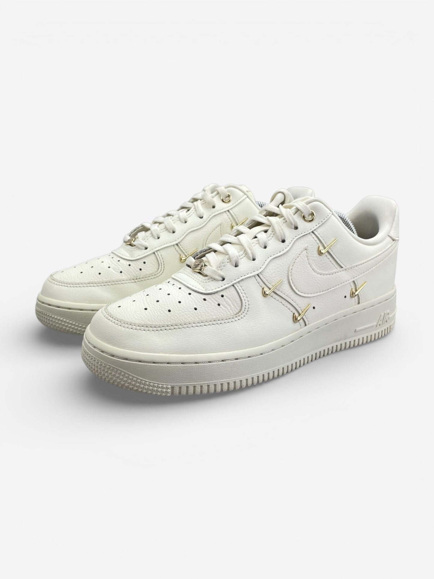 Nike Air Force 1 Low (39) - sneakilystore