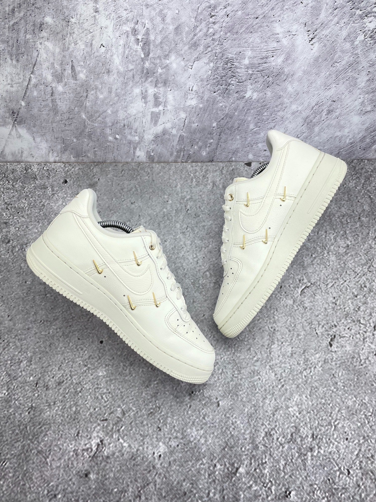 Nike Air Force 1 Low (39) - sneakilystore