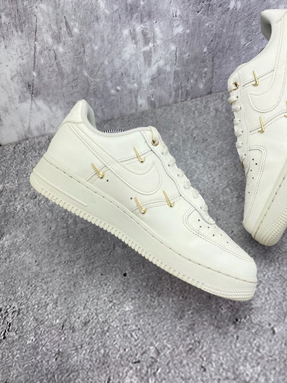 Nike Air Force 1 Low (39) - sneakilystore