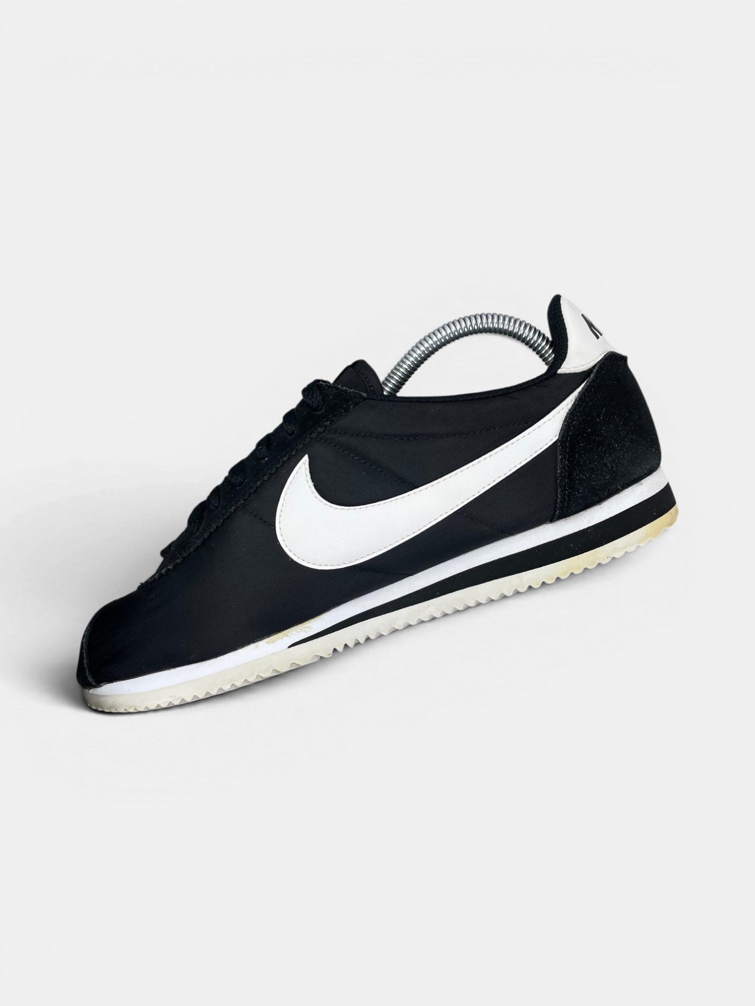 Nike Classic Cortez Nylon — buty sportowe męskie w bardzo dobrym stanie rozmiar 42.5, wewnętrzny panel prawego buta