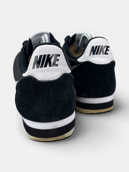 Nike Classic Cortez Nylon — buty sportowe męskie w bardzo dobrym stanie rozmiar 42.5, widok z tyłu