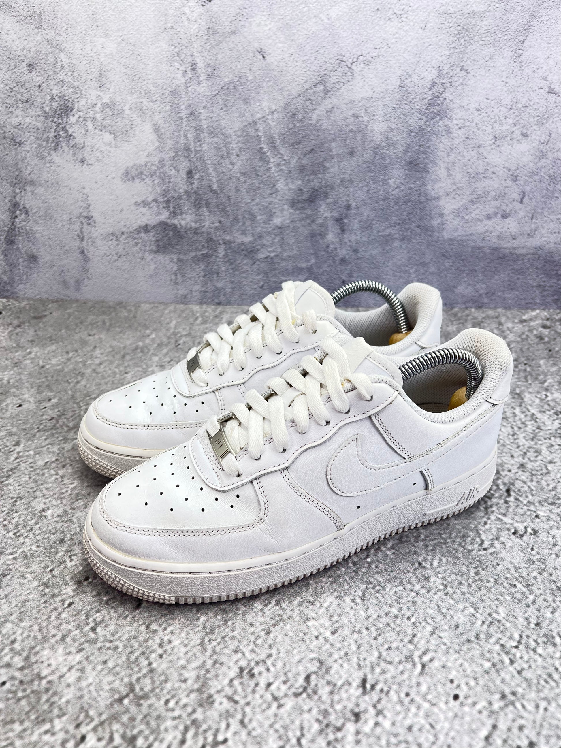 Nike Air Force 1 Low (38.5) - sneakilystore