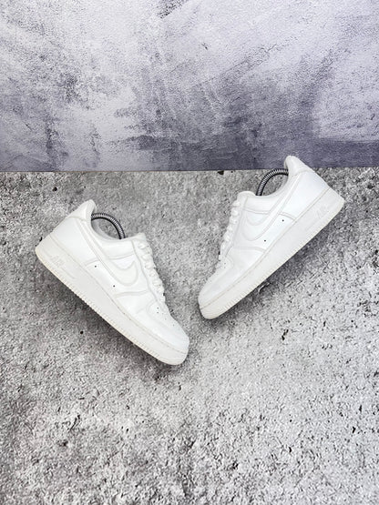 Nike Air Force 1 Low (38.5) - sneakilystore
