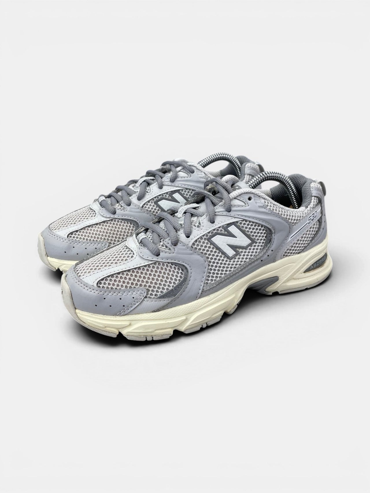 New Balance 530 — buty sportowe damskie w bardzo dobrym stanie rozmiar 37.5, widok z boku