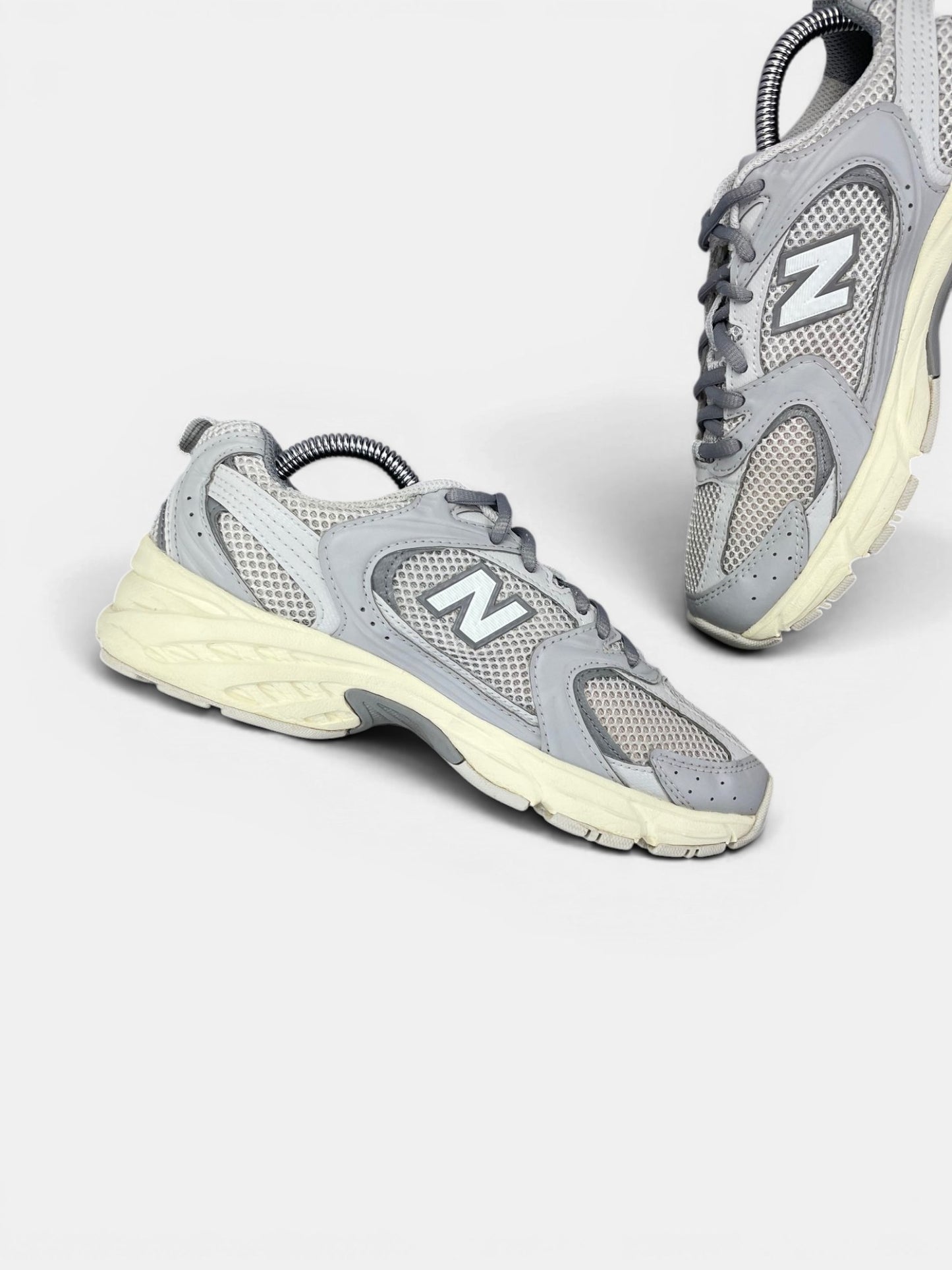 New Balance 530 — buty sportowe damskie w bardzo dobrym stanie rozmiar 37.5, wewnętrzny panel lewego buta