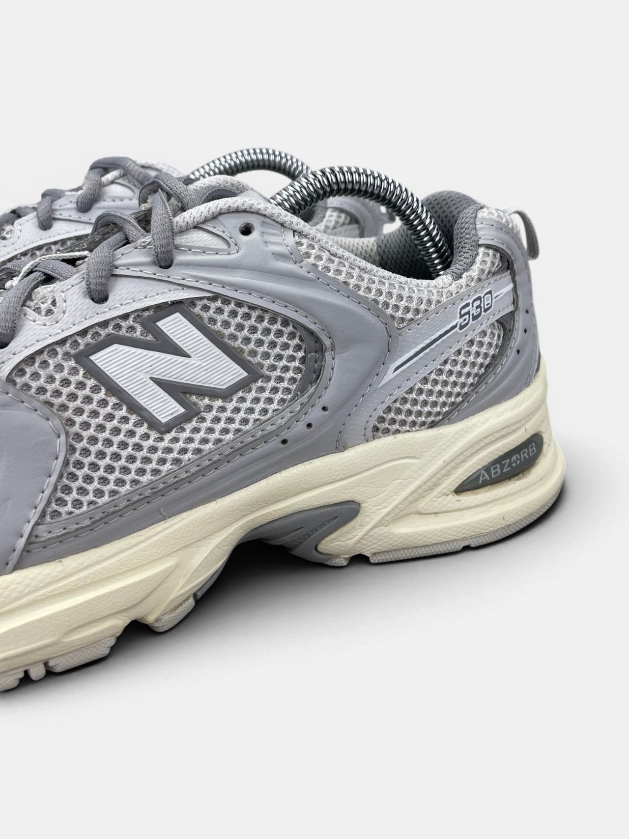 New Balance 530 — buty sportowe damskie w bardzo dobrym stanie rozmiar 37.5, opcjonalne zdjęcie 1