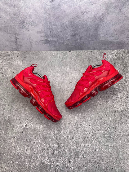Nike Air Vapormax Plus (43) - sneakilystore