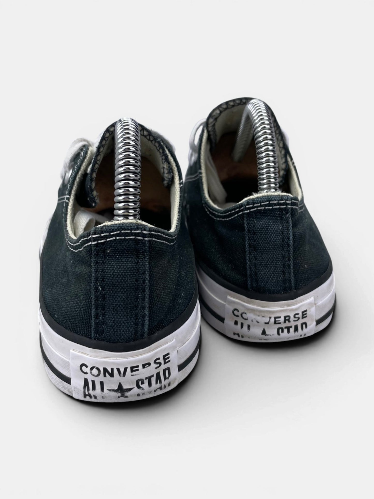 Converse Chuck Taylor All Star Black — buty sportowe damskie w bardzo dobrym stanie rozmiar 36.5, widok z tyłu