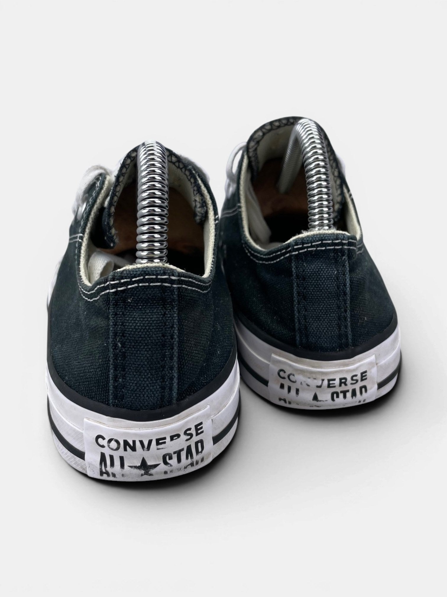Converse Chuck Taylor All Star Black — buty sportowe damskie w bardzo dobrym stanie rozmiar 36.5, widok z tyłu
