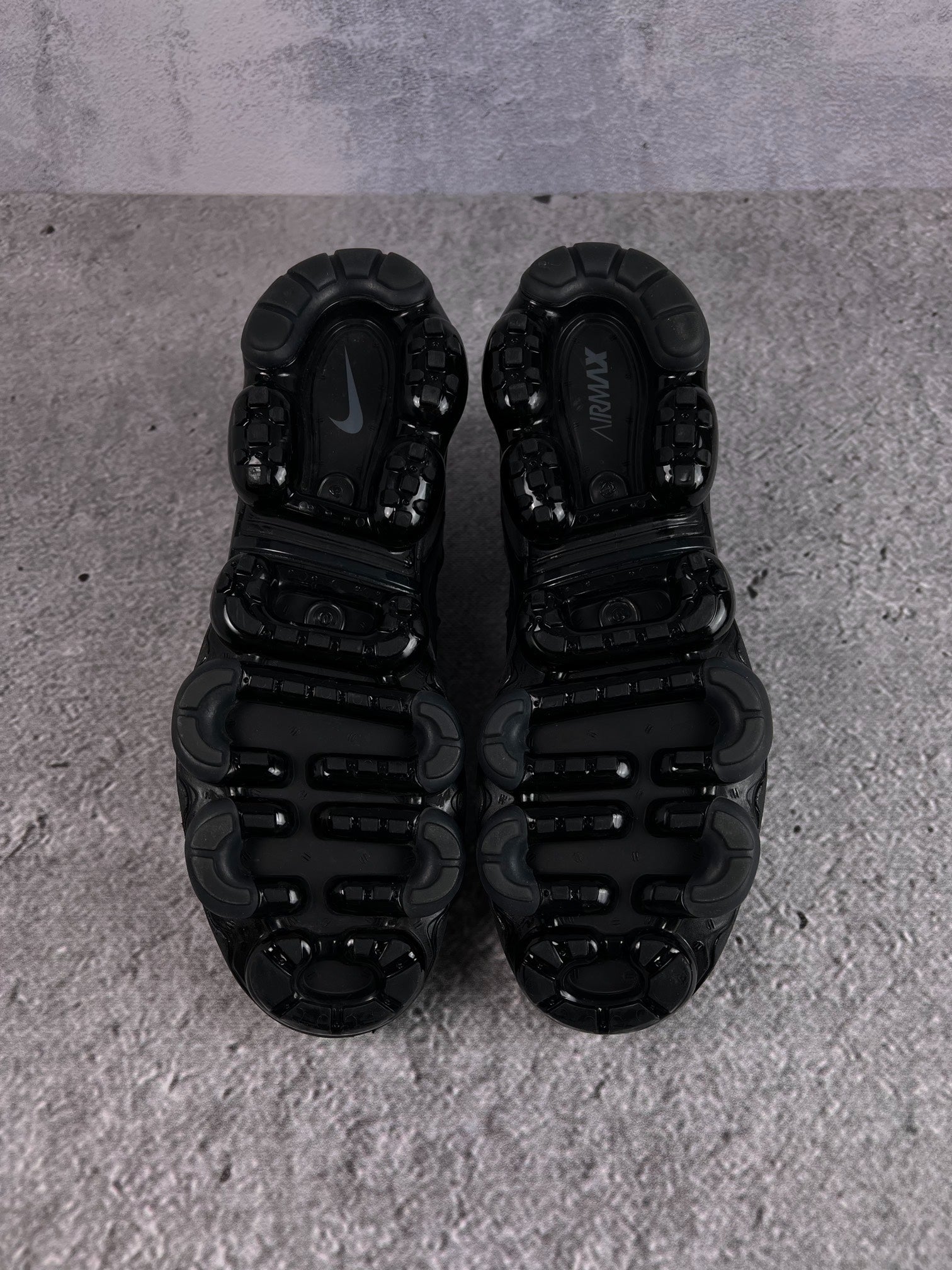 Nike Air Vapormax Plus (43) - sneakilystore