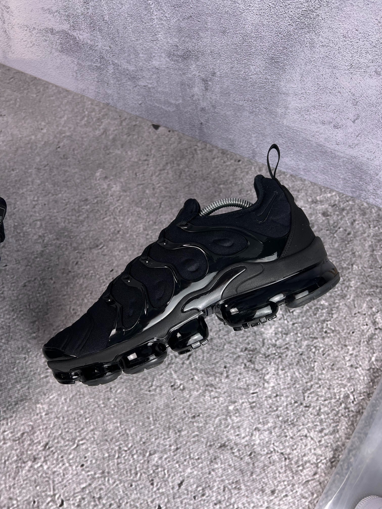 Nike Air Vapormax Plus (44.5) - sneakilystore