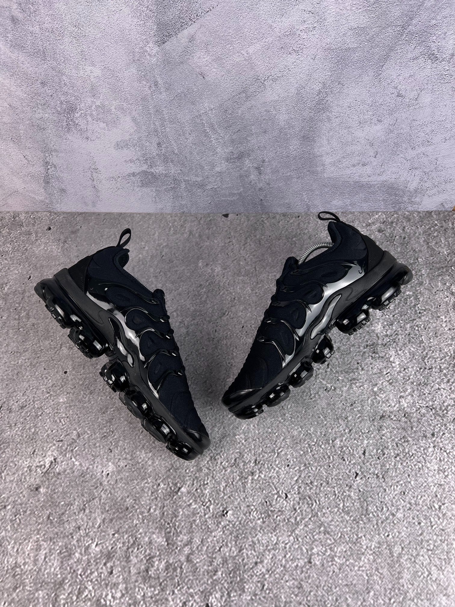Nike Air Vapormax Plus (44.5) - sneakilystore
