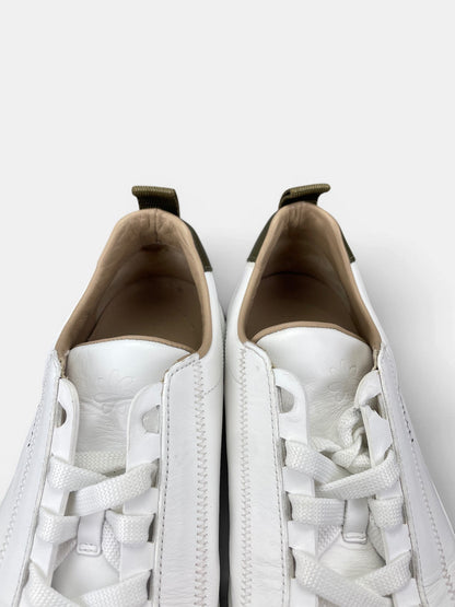 Hyina Sneakers — buty sportowe damskie w bardzo dobrym stanie rozmiar 38, zapiętki butów