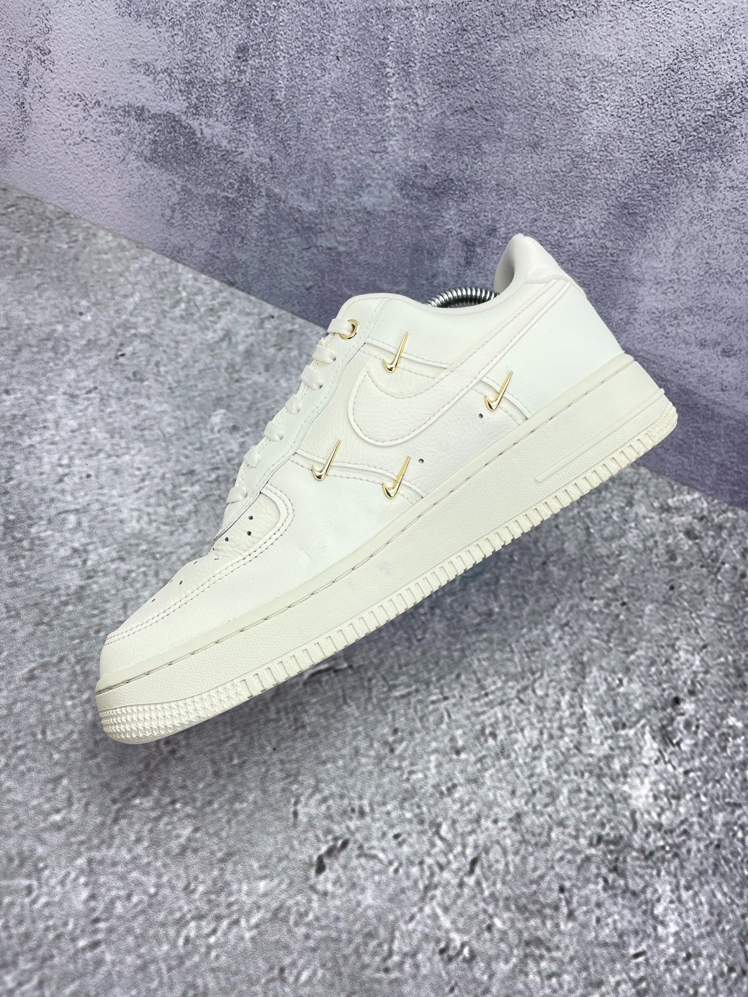 Nike Air Force 1 Low (40) - sneakilystore