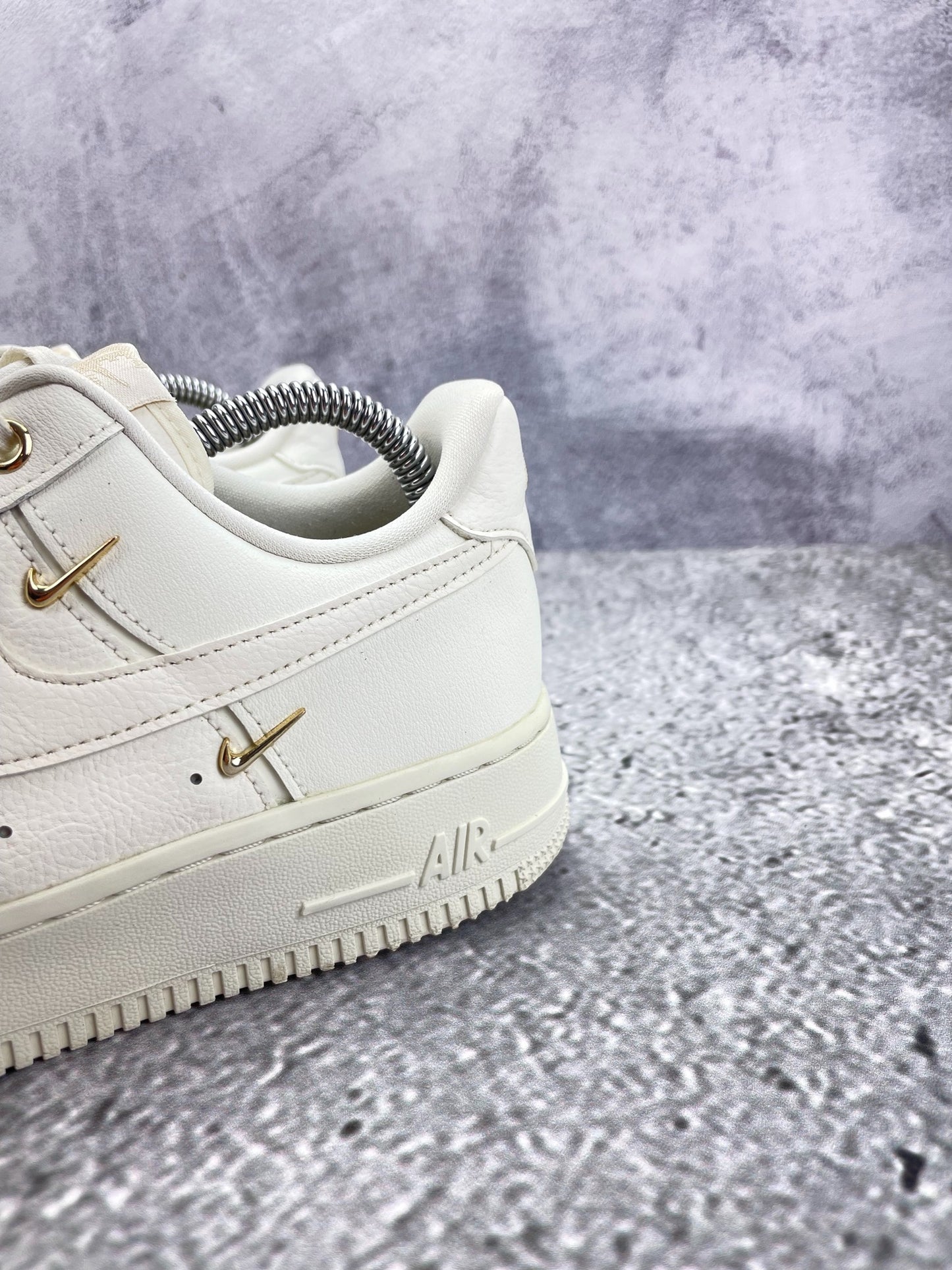 Nike Air Force 1 Low (40) - sneakilystore