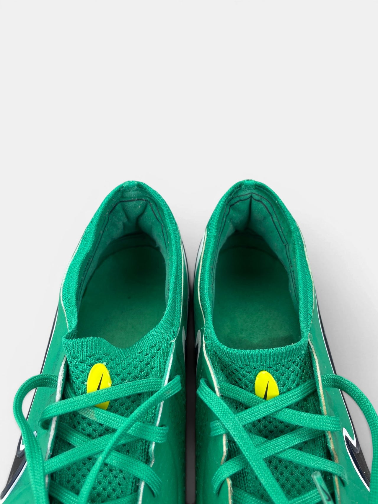 Nike TIEMPO LEGEND 10 ELITE LV8 Stadium Green — buty sportowe męskie w bardzo dobrym stanie rozmiar 44, zapiętki butów