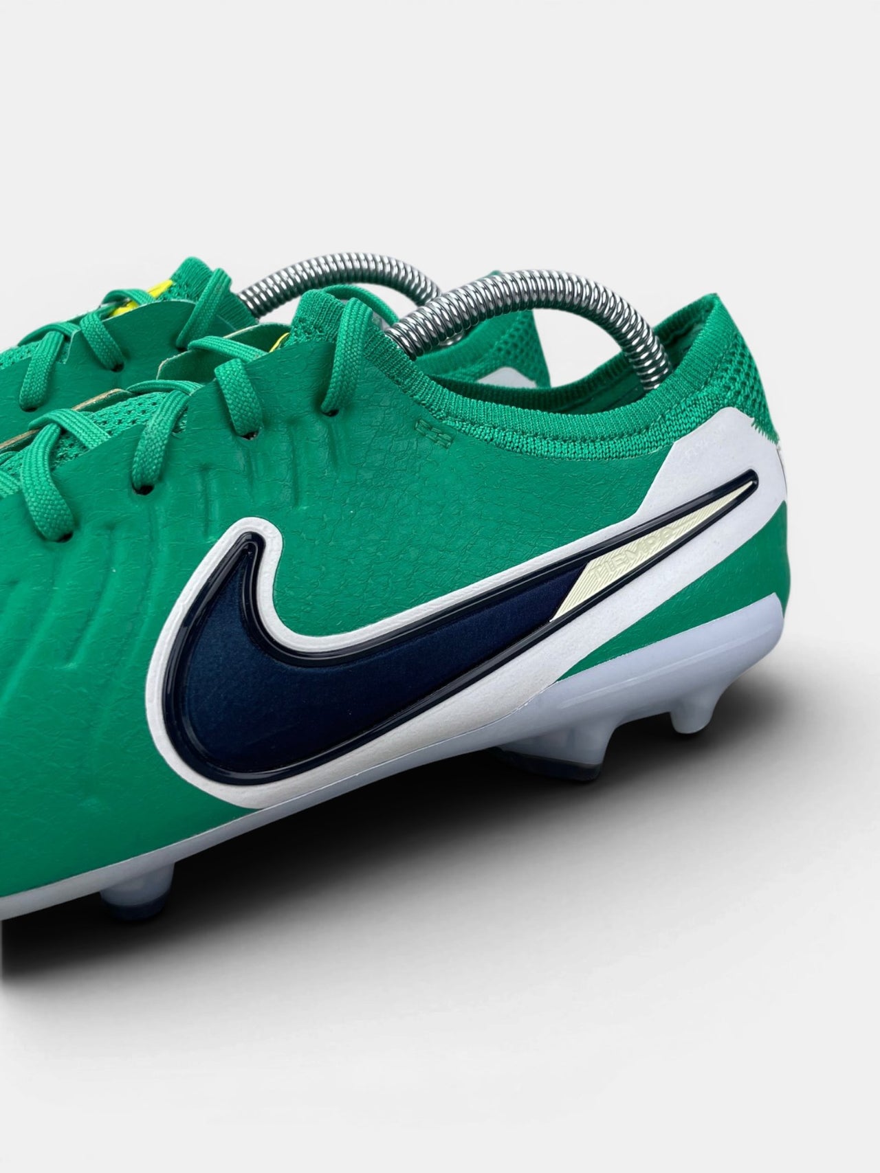 Nike TIEMPO LEGEND 10 ELITE LV8 Stadium Green — buty sportowe męskie w bardzo dobrym stanie rozmiar 44, opcjonalne zdjęcie 1